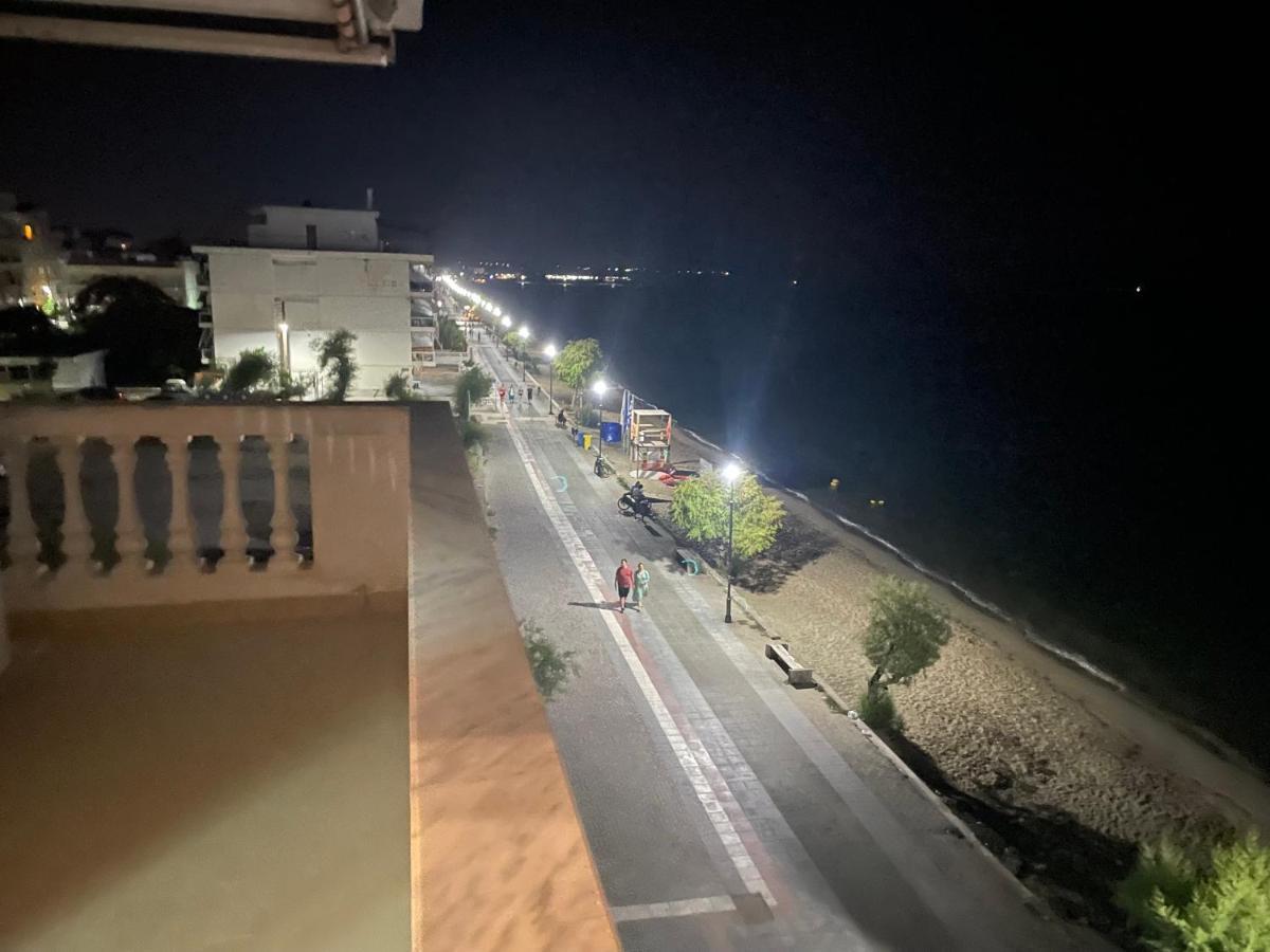 Siel Seaside Apartment Peraía 外观 照片