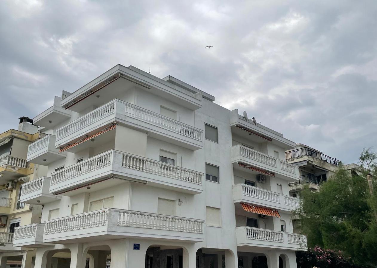 Siel Seaside Apartment Peraía 外观 照片